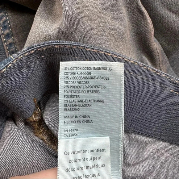 NWT Free People Penny Pull On Flare Jeans Mid Rise in Echo Back Alley Blue - Picture 10 of 16